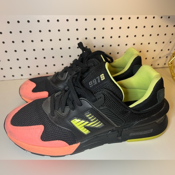 New Balance 997S Kawhi Leonard Sunrise - Picture 10 of 17